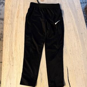 Boys’ Nike Kids Black Dri-Fit Joggers Track Pants with White Logo Med 10/12 EUC